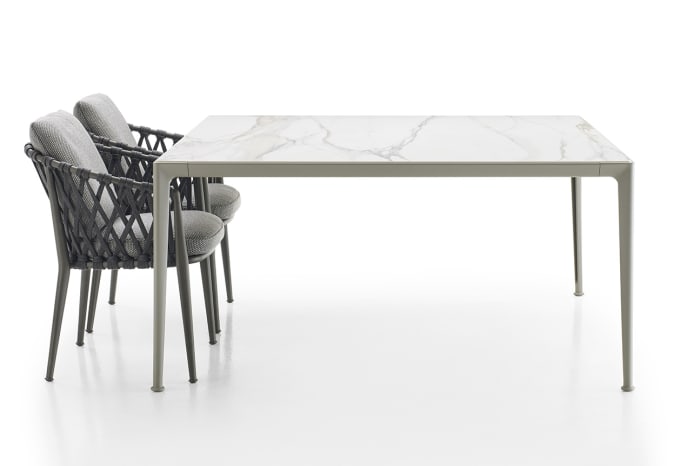 Table Mirto Outdoor (Calacatta) by B&B Italia