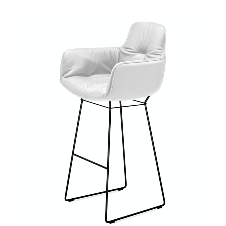 Kitchen Armchair Leya by Freifrau with high arms and wire frame