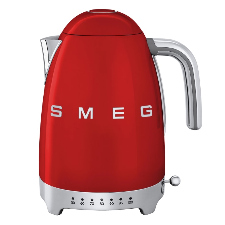 Electric kettle KLF04 by Smeg