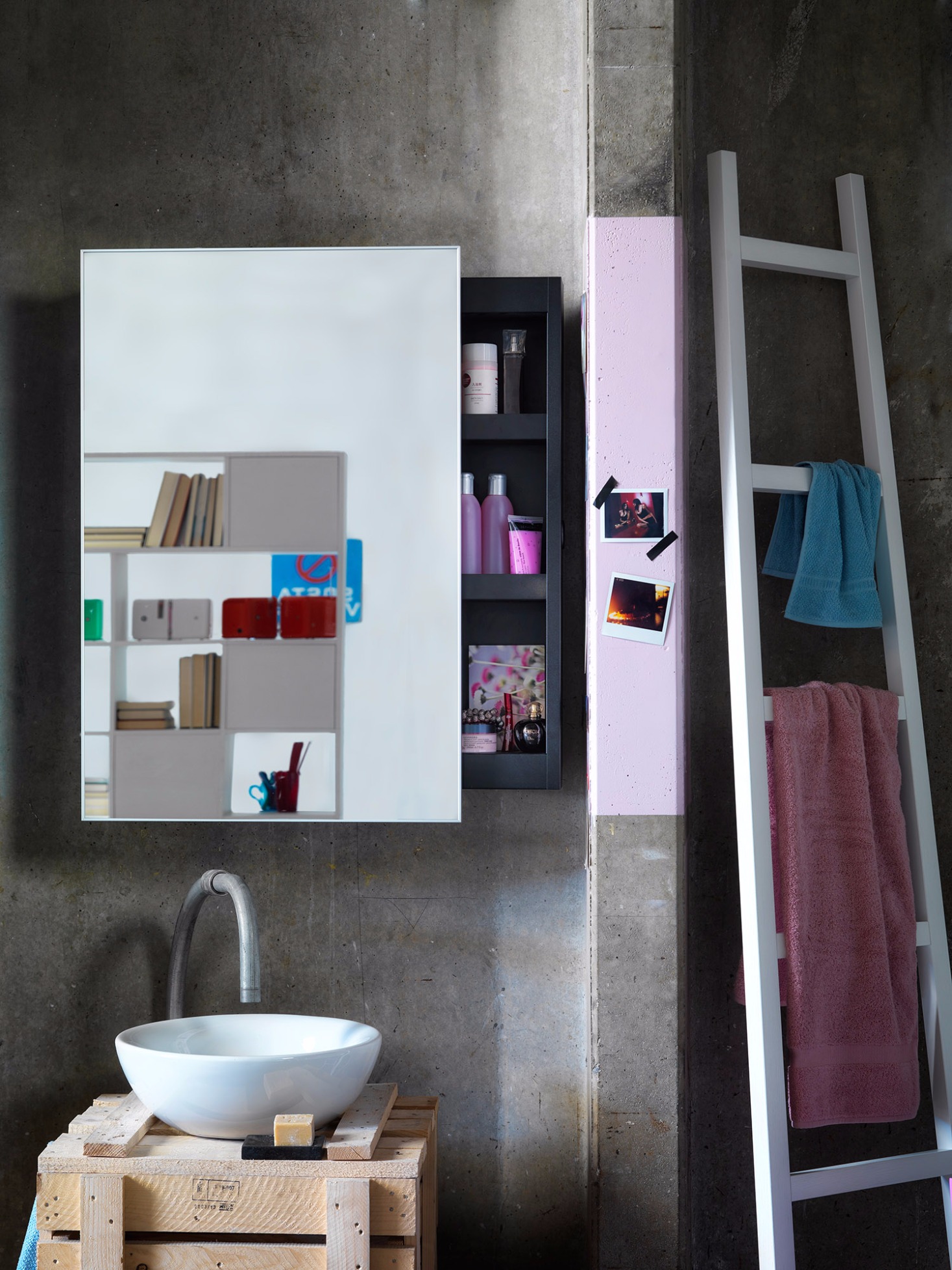 Spiegelschrank Backstage von horm